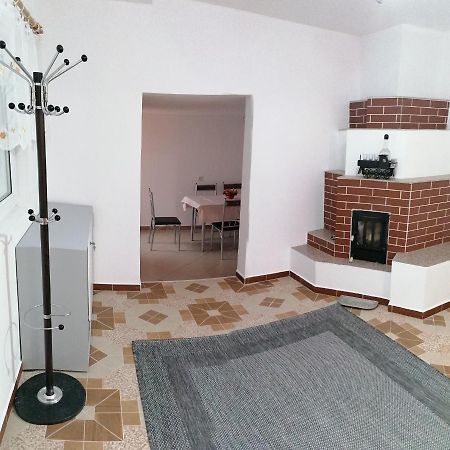 Apartamento Ugralet Lunca de Sus Exterior foto