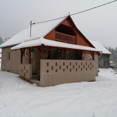 Apartamento Ugralet Lunca de Sus Exterior foto