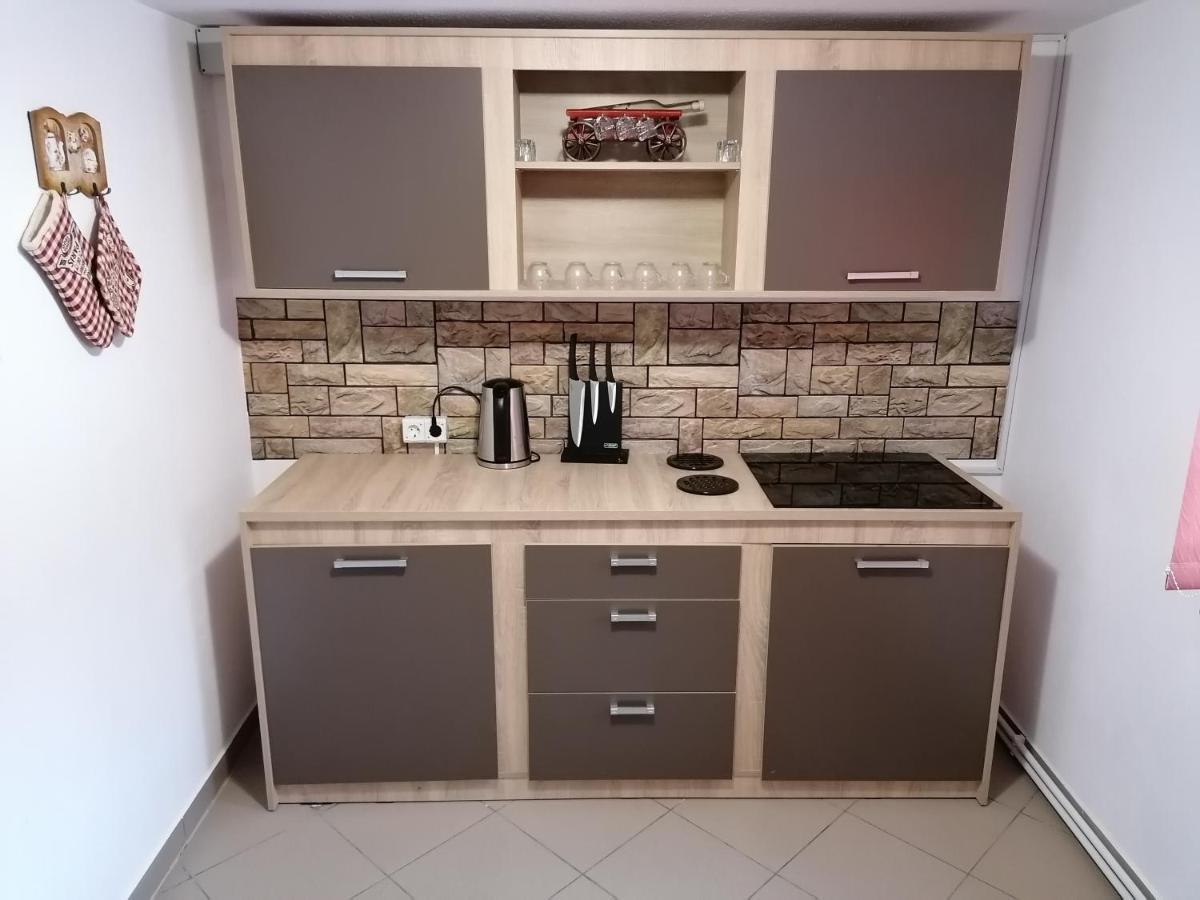 Apartamento Ugralet Lunca de Sus Exterior foto