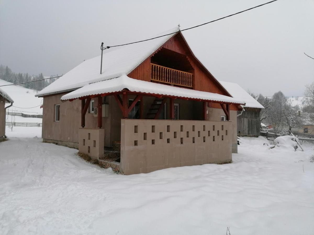 Apartamento Ugralet Lunca de Sus Exterior foto